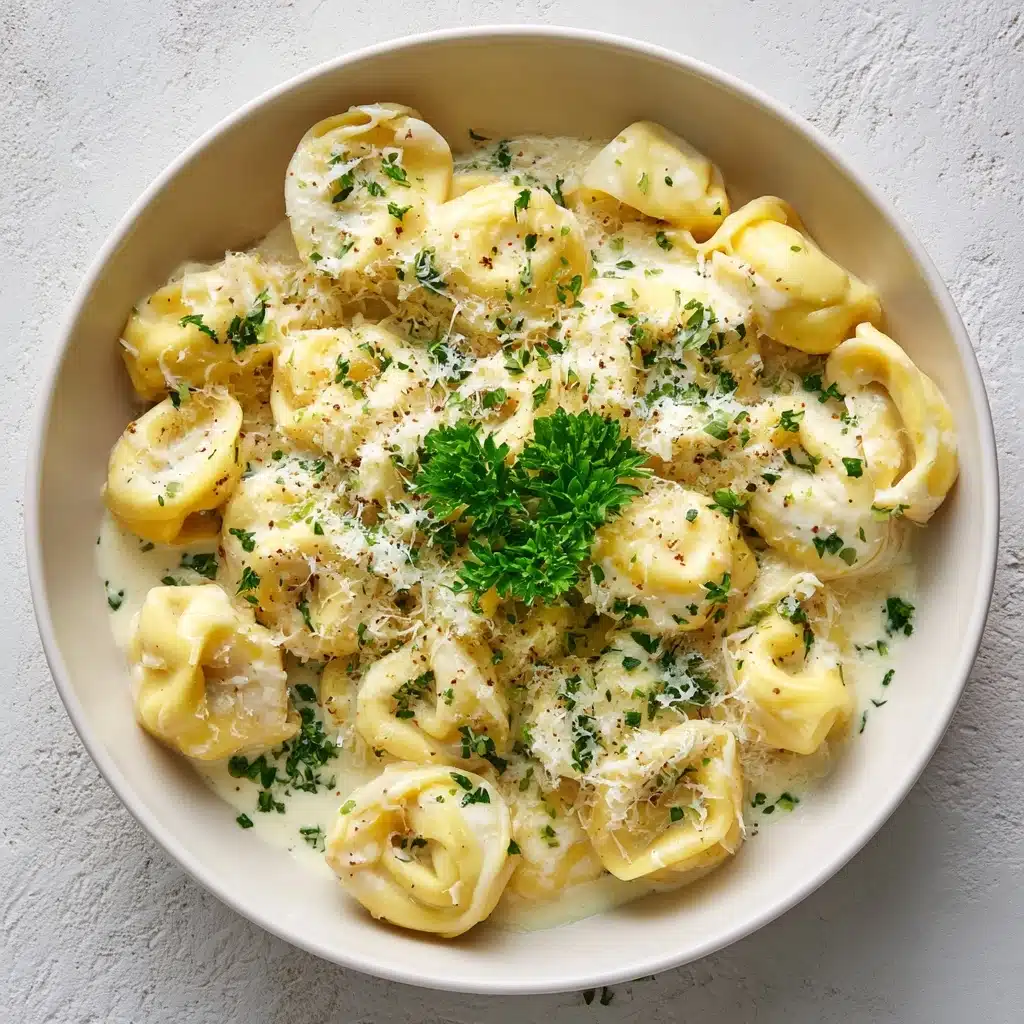 Creamy Cheese Tortellini Alfredo – Easy & Delicious Recipe - Recipe Image