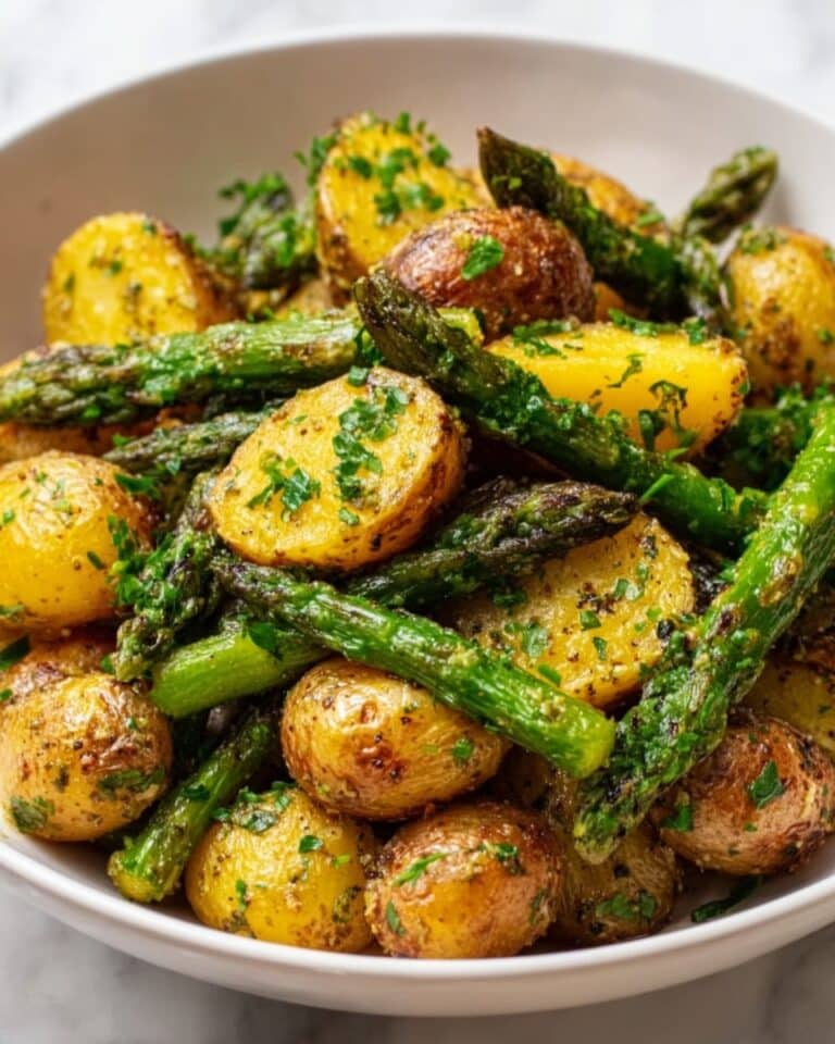 One-Pan Garlic Potatoes & Asparagus for Effortless Flavor Recipe